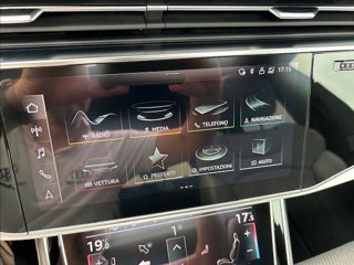 AUDI Q8 45 TDI quattro tiptronic Sport