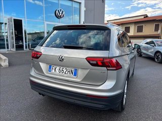 VOLKSWAGEN Tiguan 1.4 TSI Business BlueMotion Technology