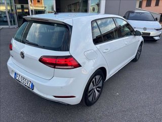 VOLKSWAGEN e-Golf 136 CV