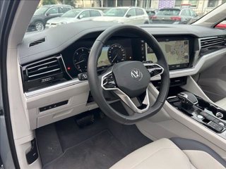 VOLKSWAGEN Touareg 3.0 V6 TDI SCR Elegance