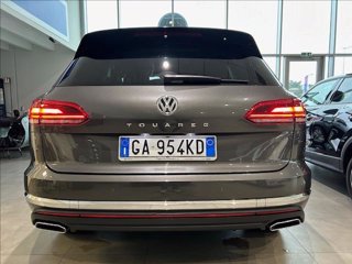 VOLKSWAGEN Touareg 3.0 V6 TDI SCR Elegance