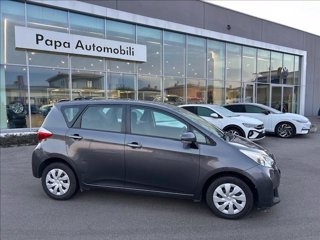 TOYOTA Verso-S 1.3 MT Active