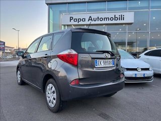 TOYOTA Verso-S 1.3 MT Active