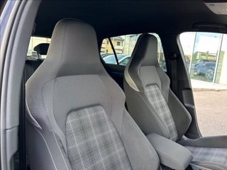 VOLKSWAGEN Golf 2.0 TDI GTD DSG