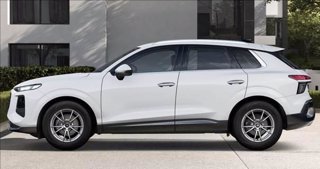 AUDI Q3 TFSI 110 kW mHEV S tronic Business