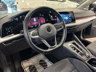 VOLKSWAGEN Golf 1.0 eTSI EVO DSG Life