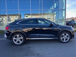 AUDI Q3 SPB 35 TDI S tronic S line edition